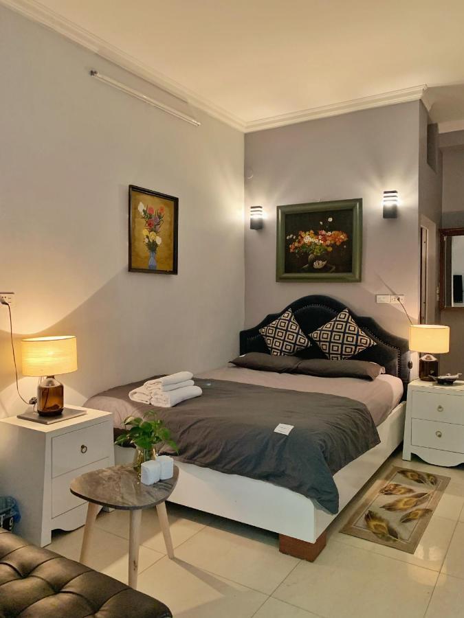 Miah Boutique Homestay Hanoi Buitenkant foto