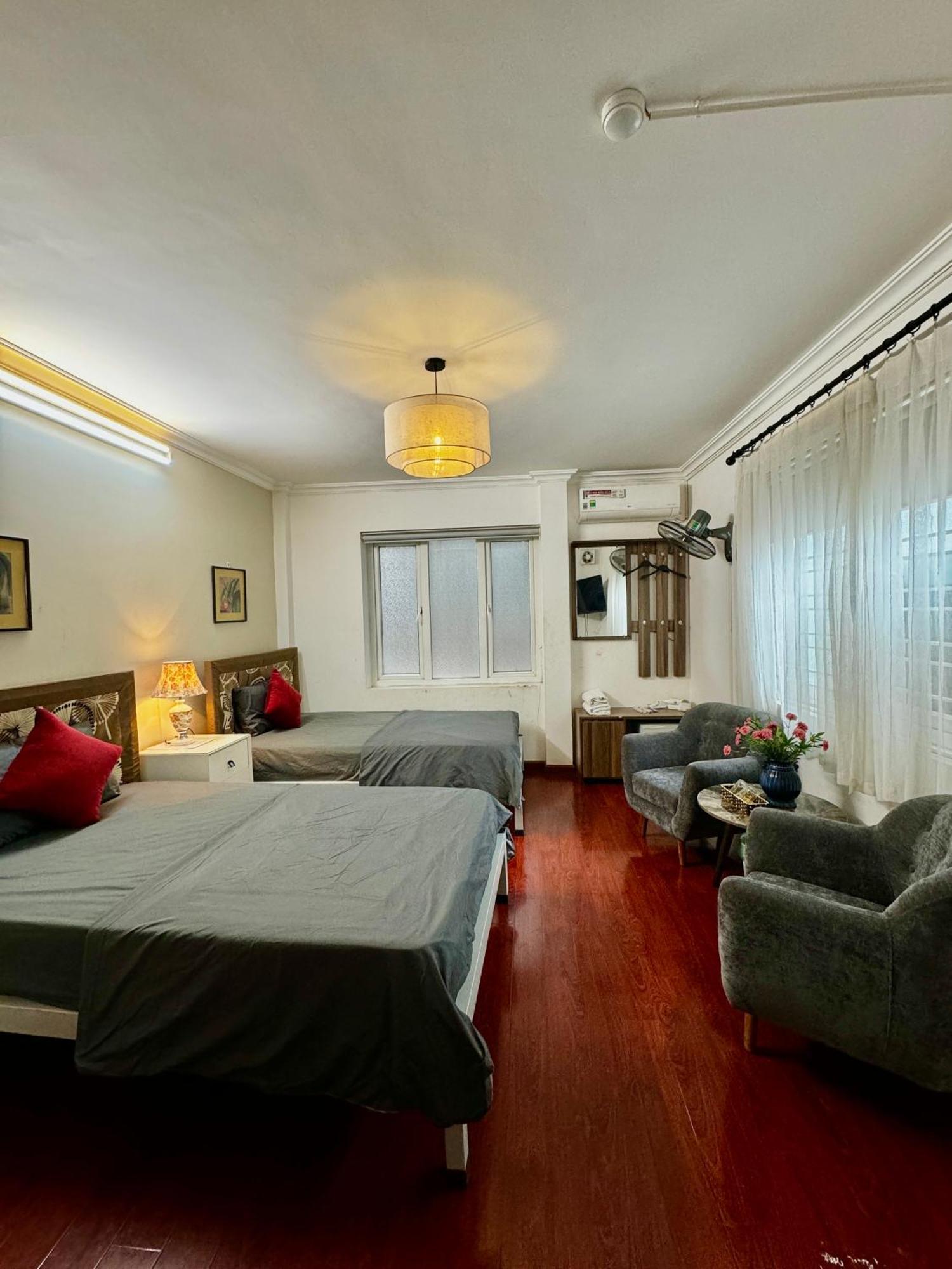 Miah Boutique Homestay Hanoi Buitenkant foto